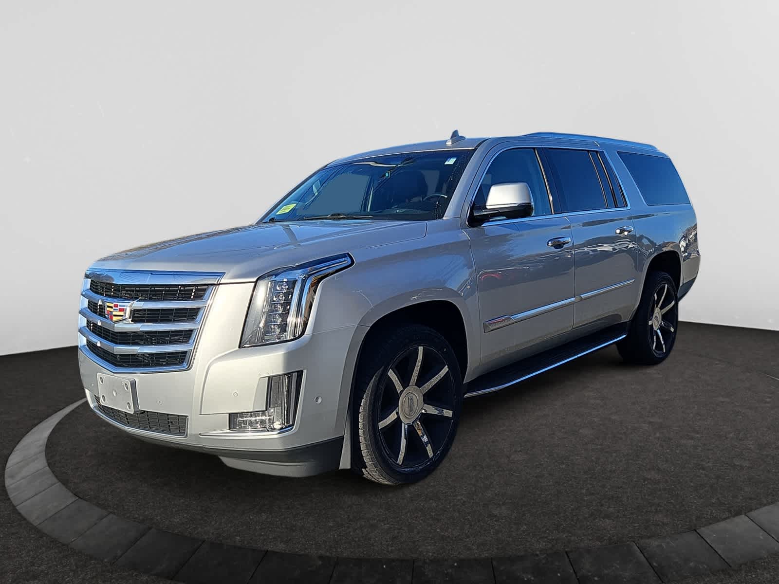 used 2020 Cadillac Escalade ESV car, priced at $34,998