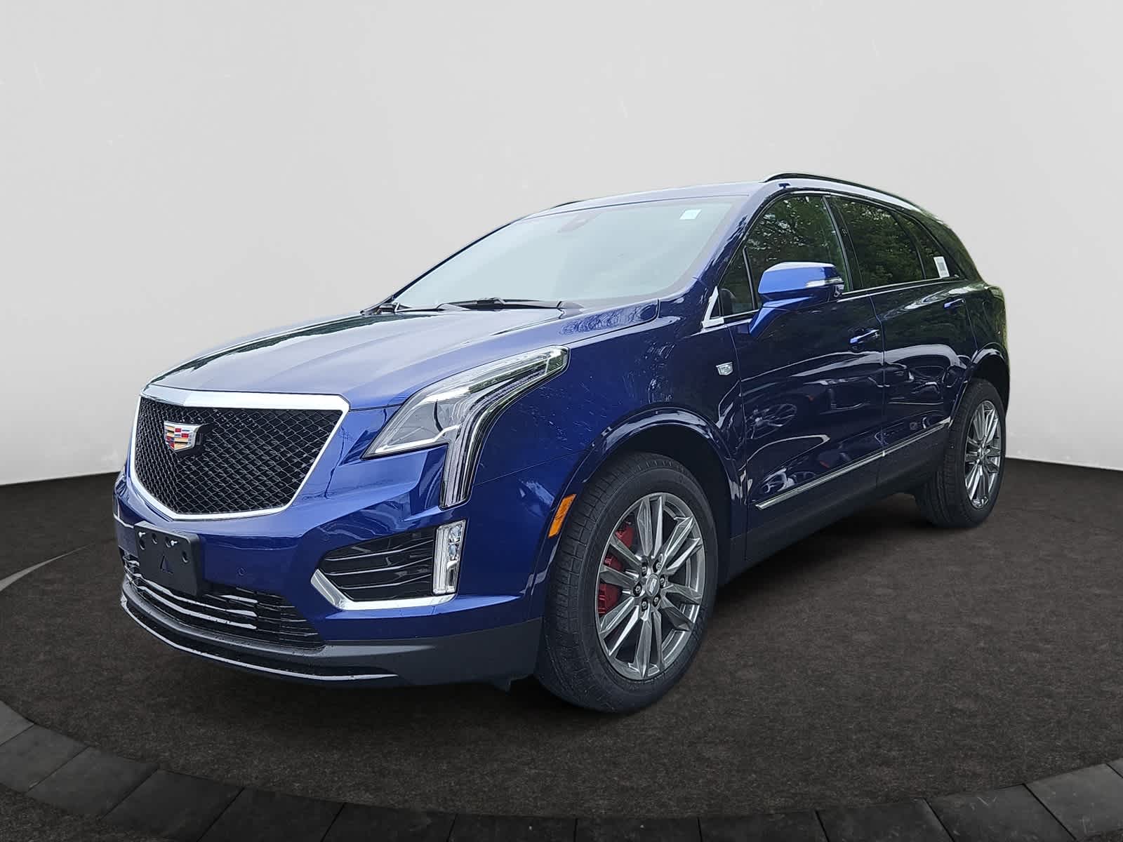 new 2025 Cadillac XT5 car, priced at $60,760