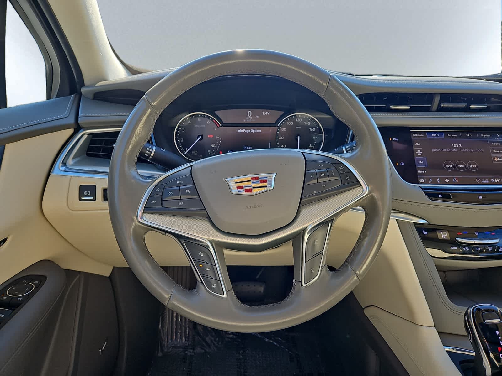 used 2020 Cadillac XT5 car, priced at $29,988