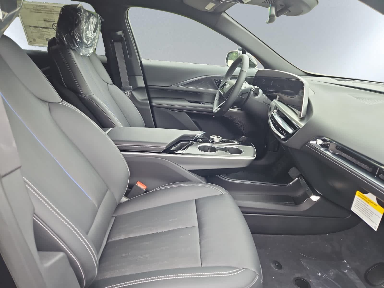 new 2025 Cadillac LYRIQ car, priced at $64,115