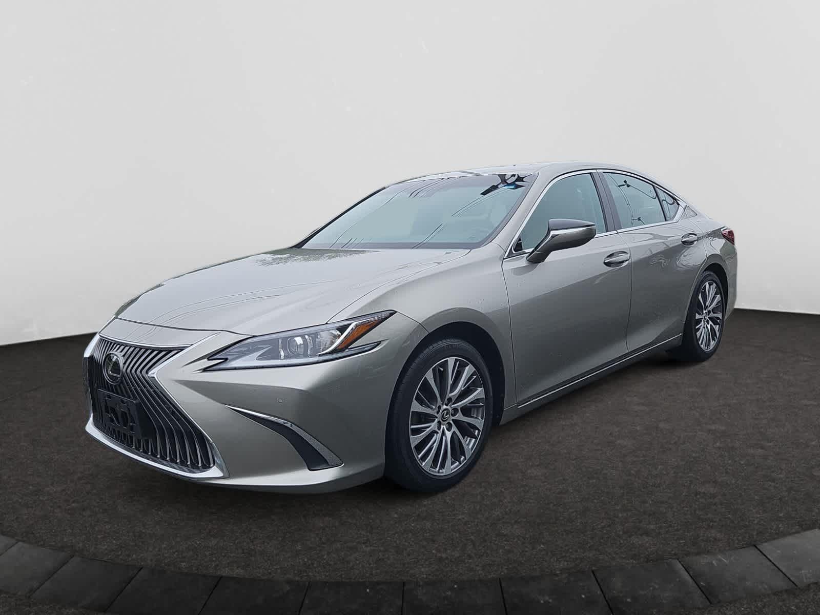 used 2020 Lexus ES car, priced at $31,998