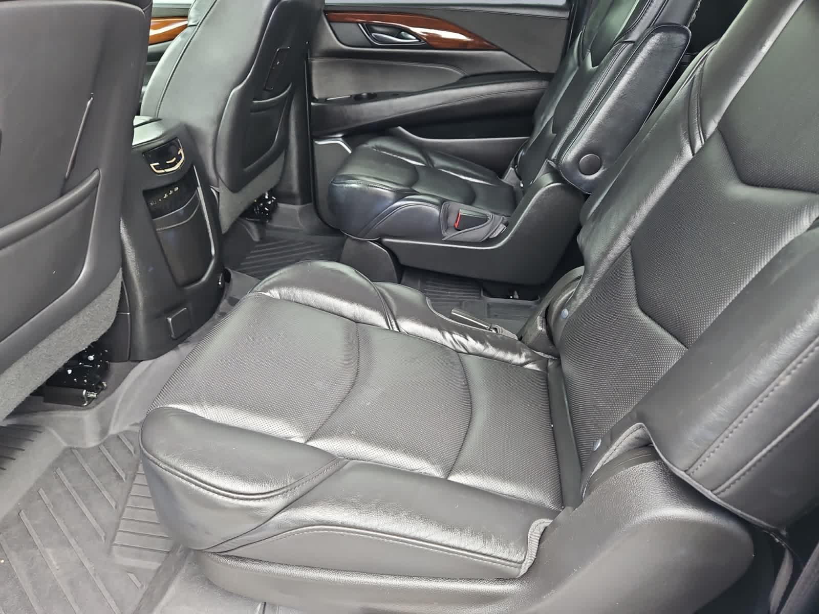 used 2019 Cadillac Escalade ESV car, priced at $43,888