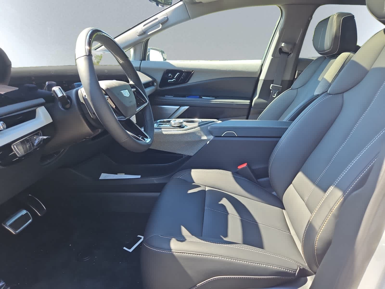 new 2025 Cadillac OPTIQ car, priced at $55,615