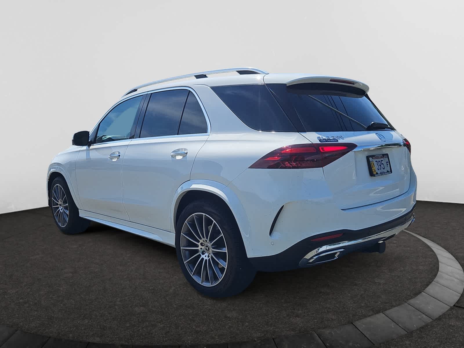 used 2024 Mercedes-Benz GLE car, priced at $59,888