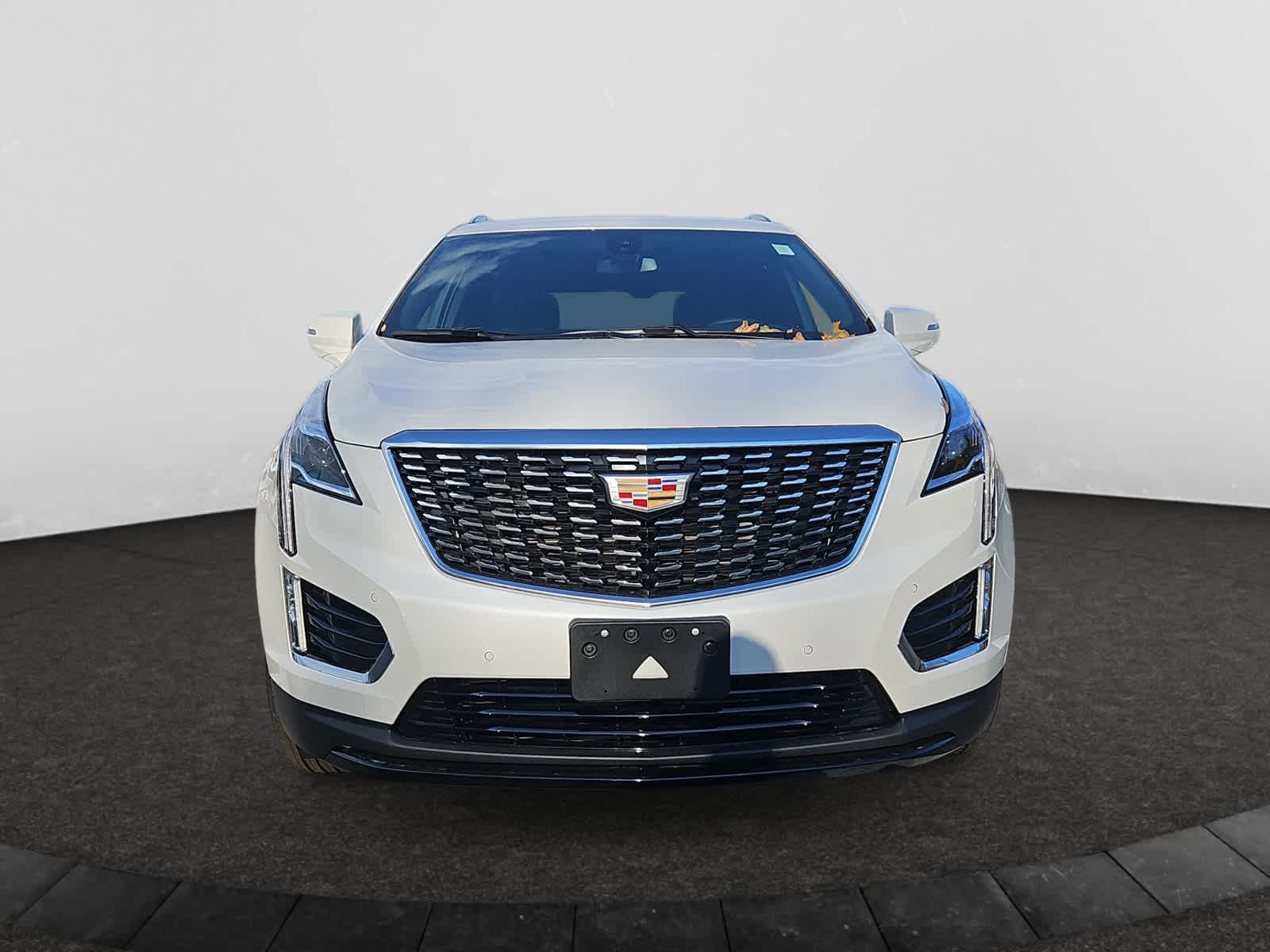 new 2025 Cadillac XT5 car, priced at $48,915