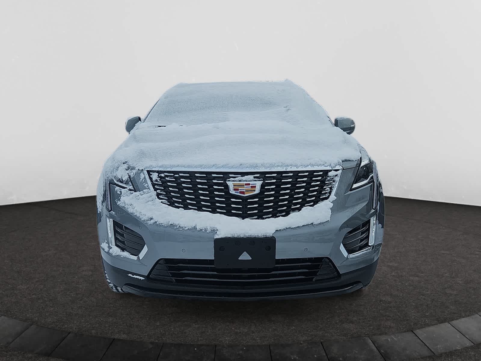new 2025 Cadillac XT5 car, priced at $47,690