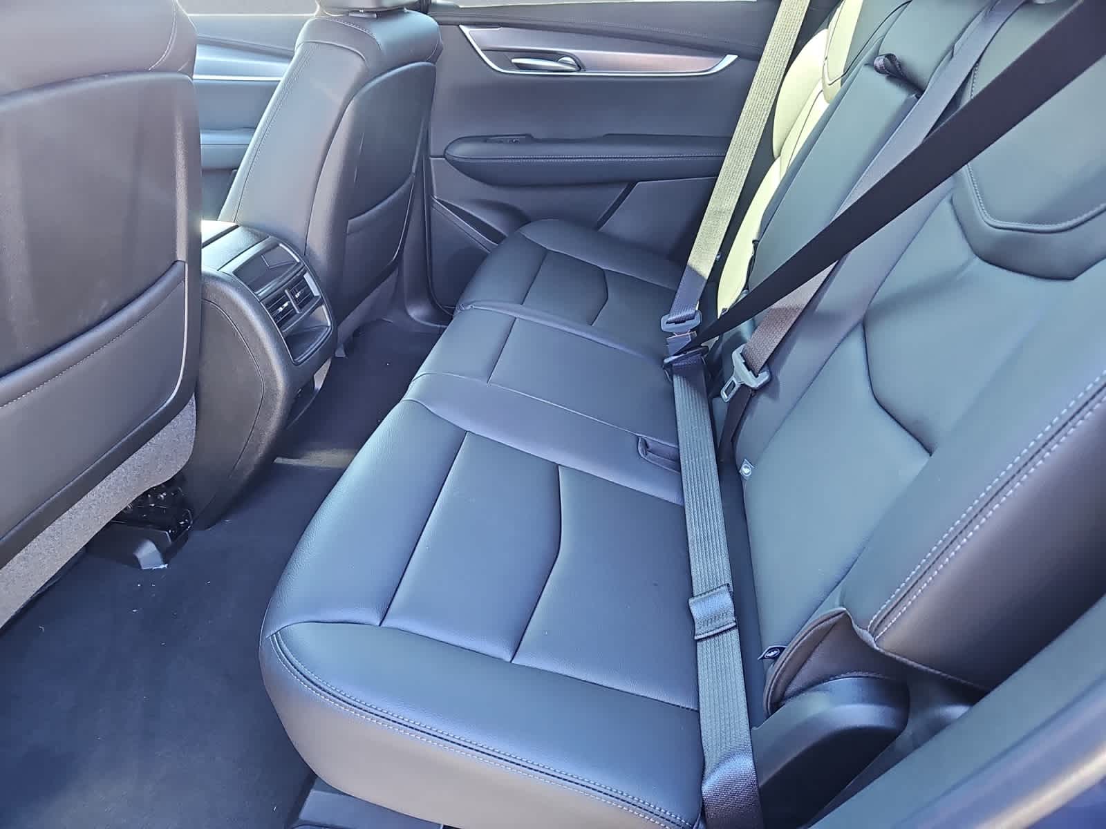 new 2025 Cadillac XT5 car, priced at $48,315