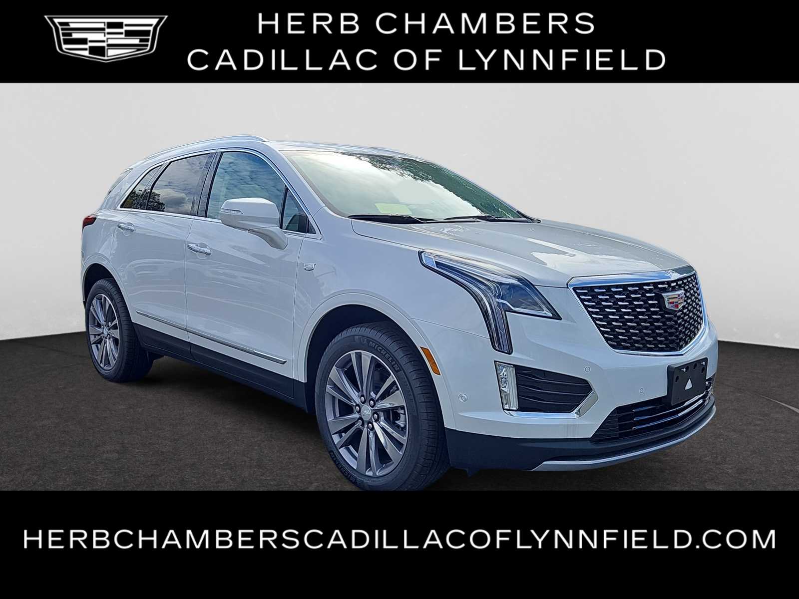 new 2024 Cadillac XT5 car, priced at $58,290