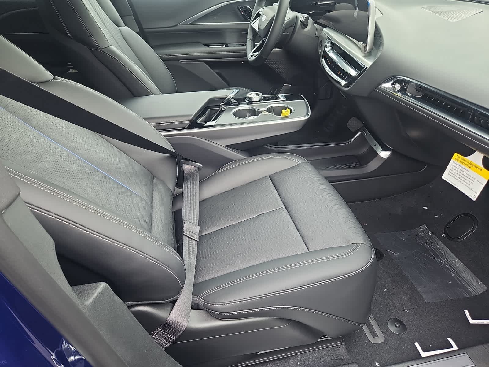 new 2025 Cadillac LYRIQ car, priced at $64,615