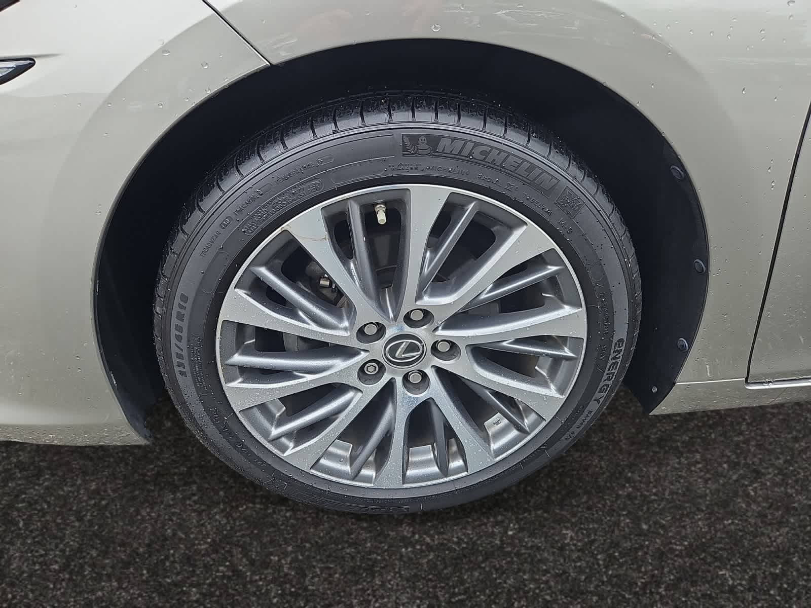 used 2020 Lexus ES car, priced at $31,998