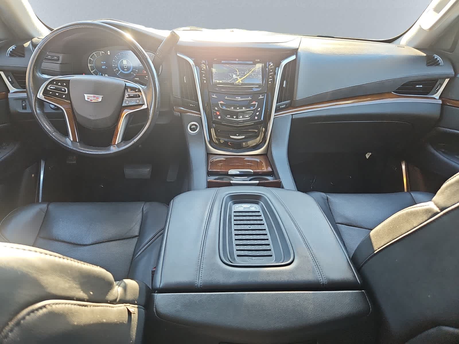 used 2020 Cadillac Escalade car, priced at $44,998