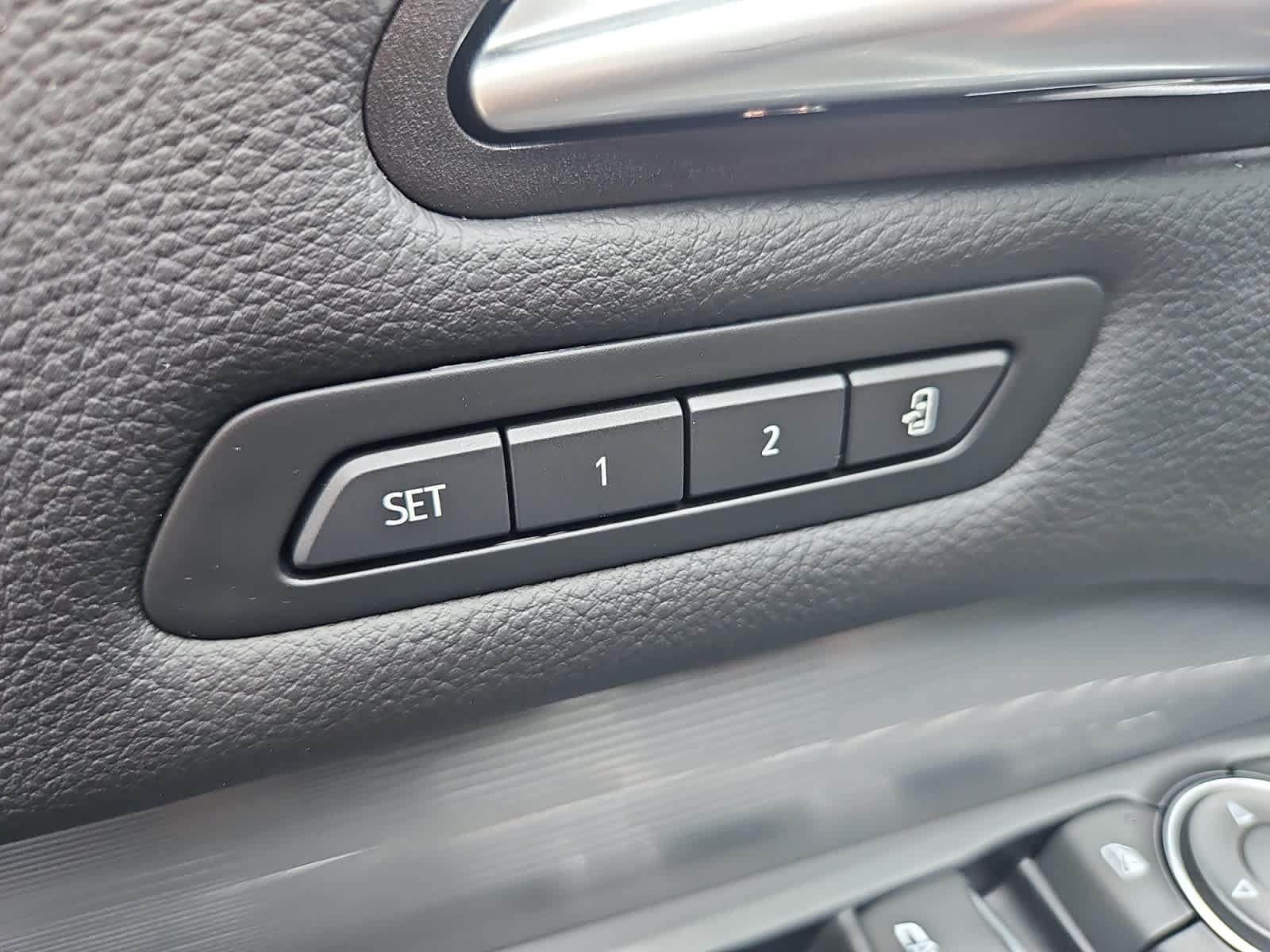 used 2024 Cadillac XT4 car, priced at $35,998