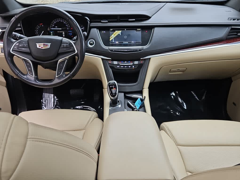 used 2019 Cadillac XT5 car, priced at $23,988