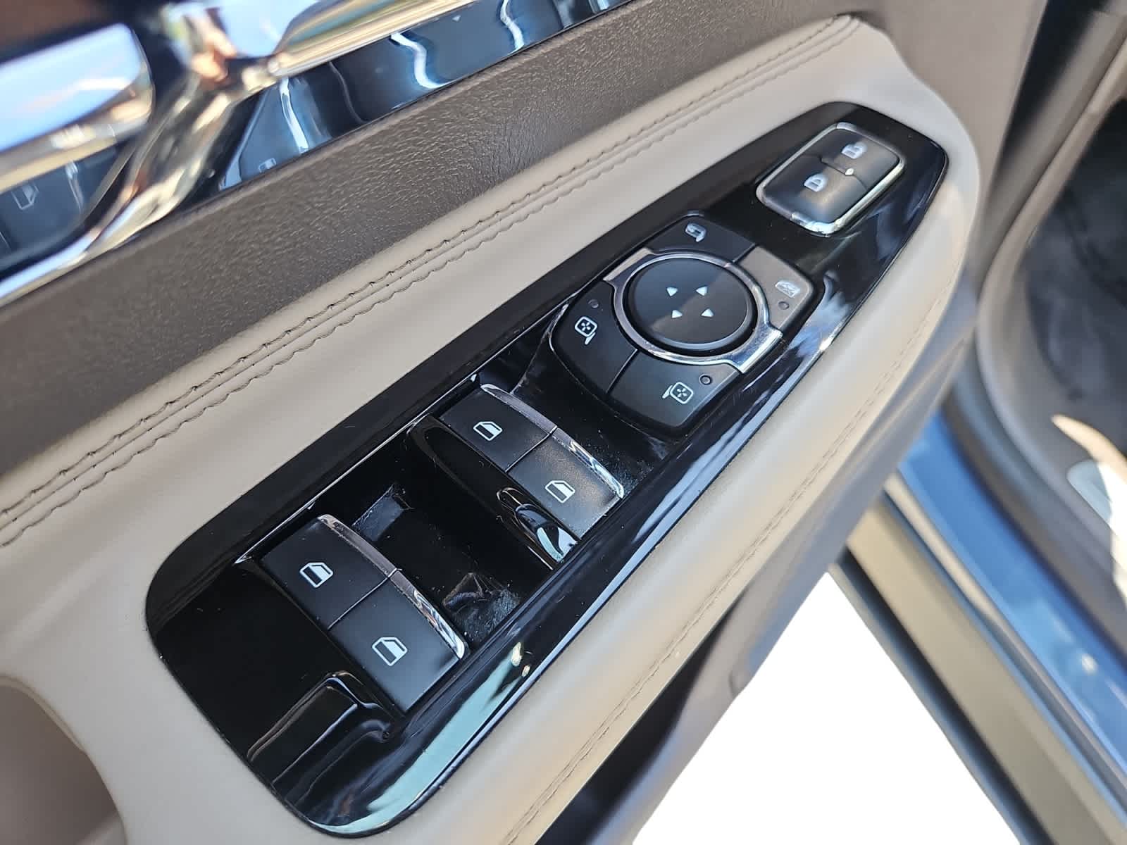 used 2022 Lincoln Corsair car, priced at $33,798