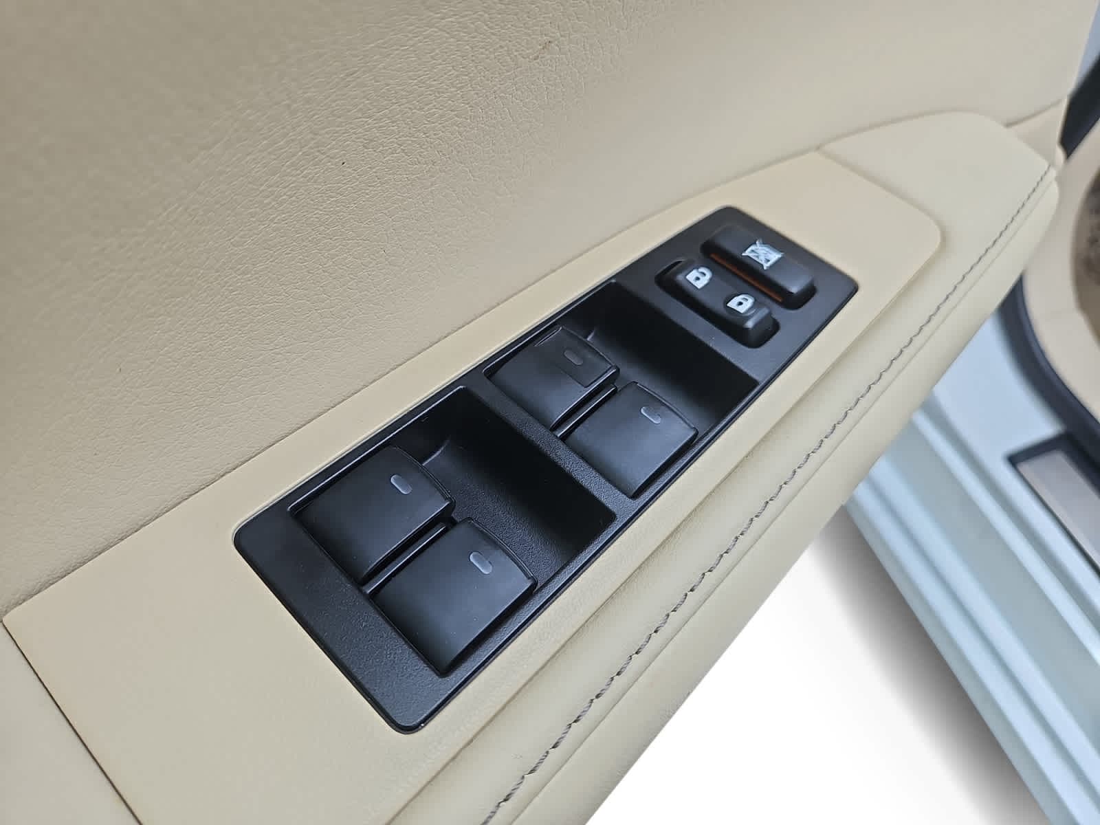used 2015 Lexus ES 350 car, priced at $21,898