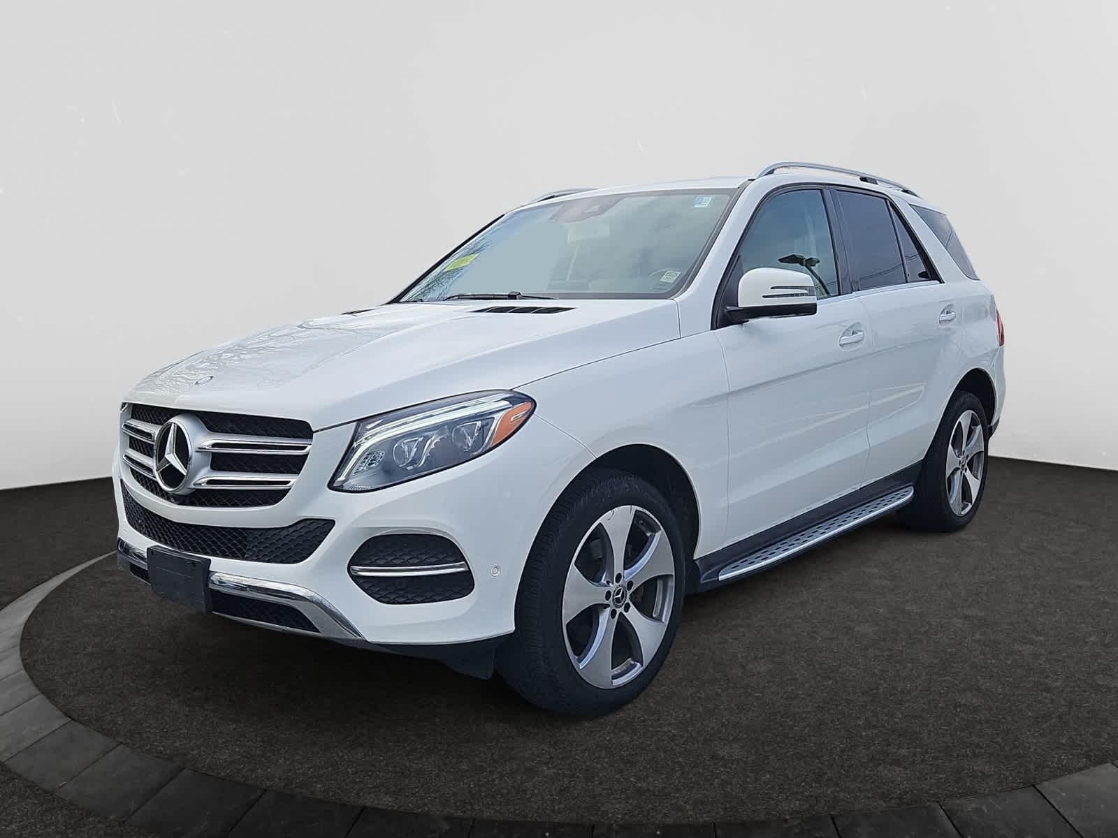 used 2017 Mercedes-Benz GLE car, priced at $19,998