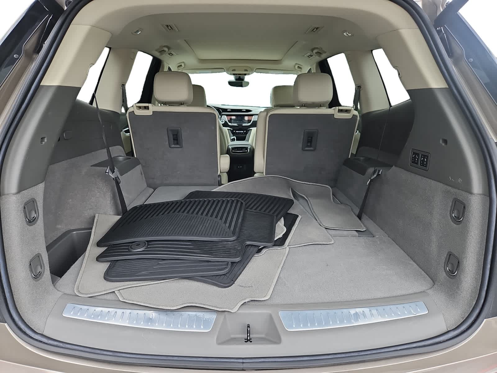 used 2023 Cadillac XT6 car, priced at $44,888