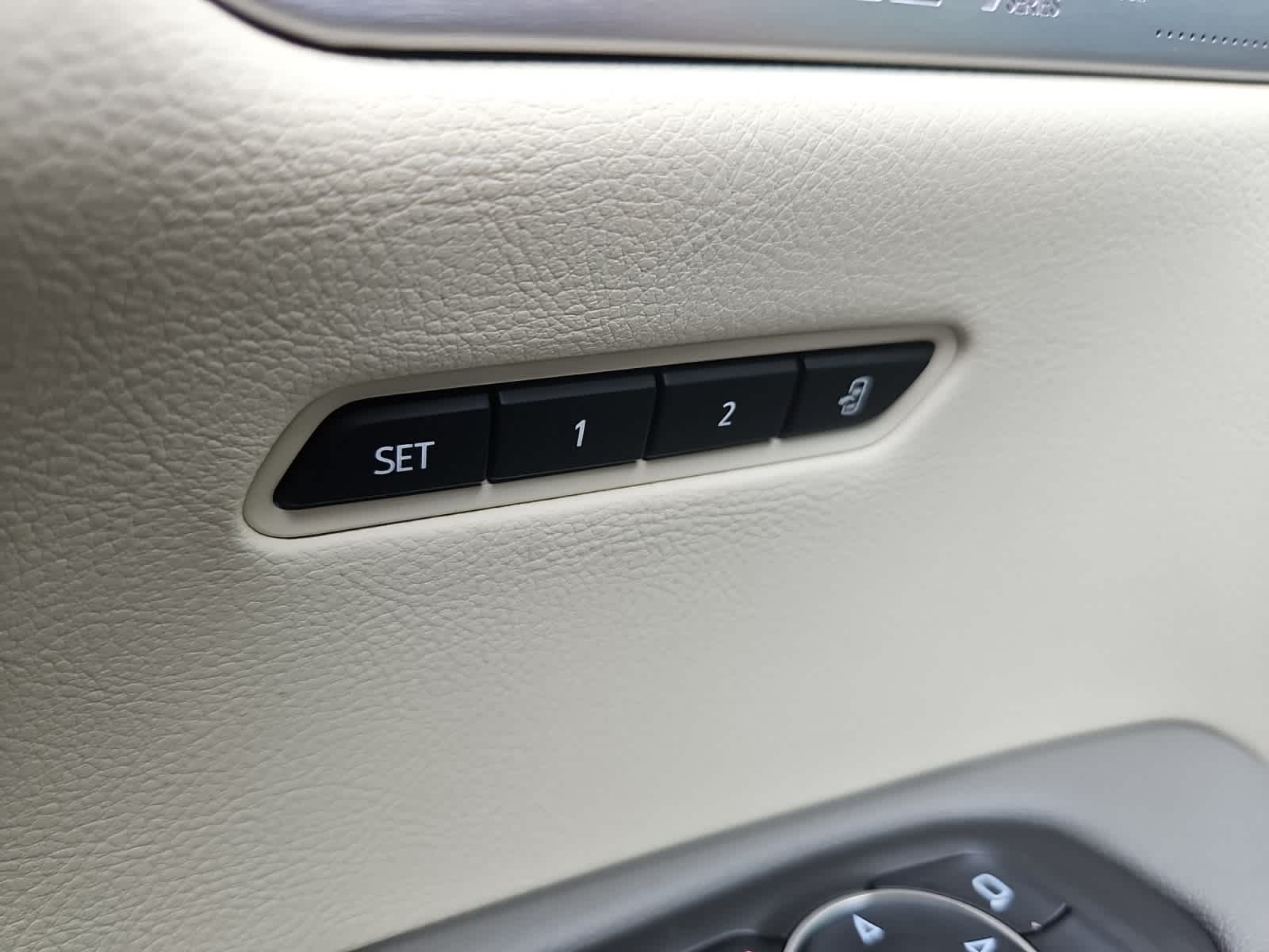 used 2023 Cadillac XT6 car, priced at $44,888