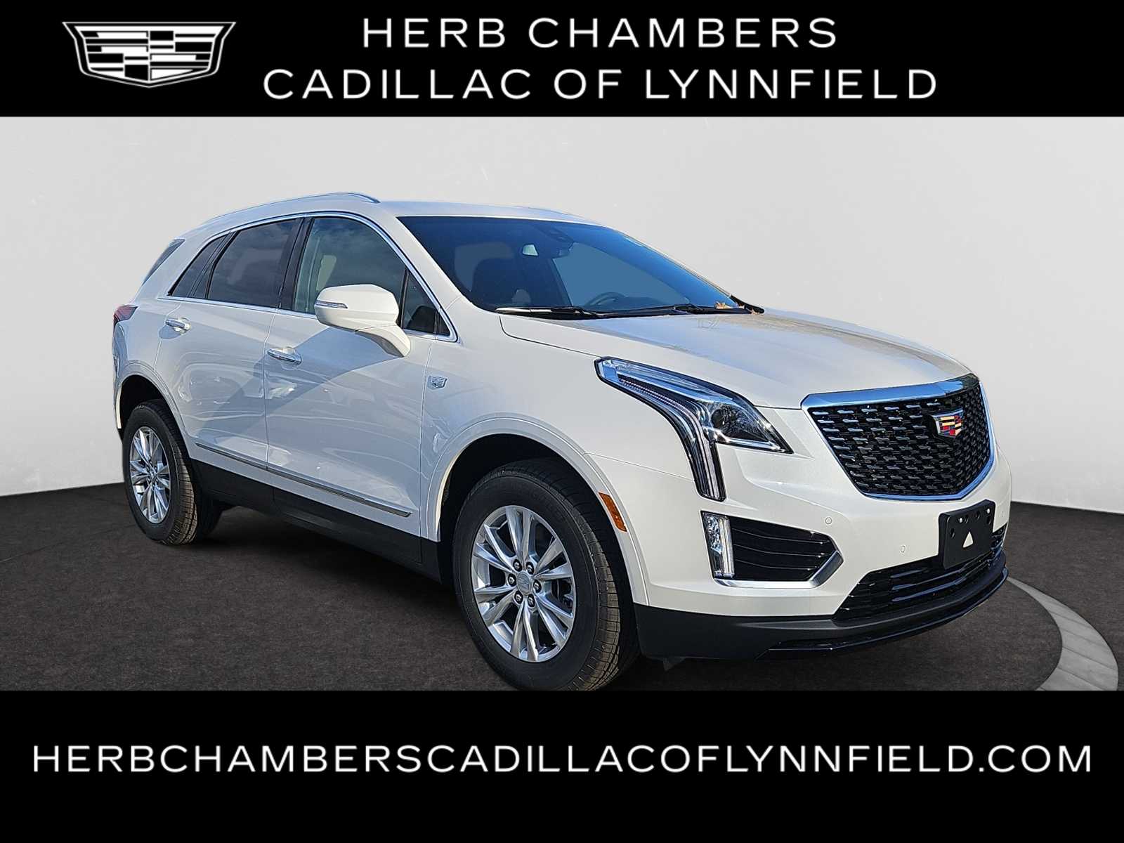 new 2025 Cadillac XT5 car, priced at $48,915