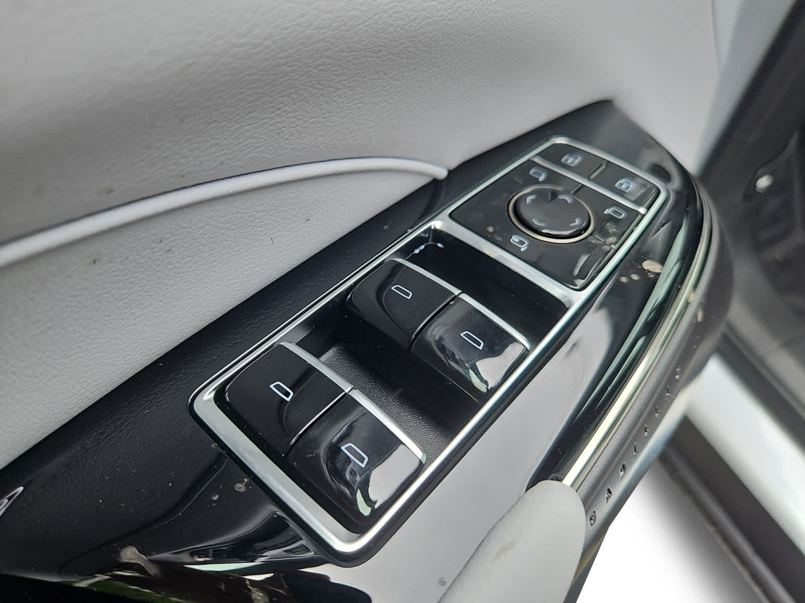 new 2025 Cadillac LYRIQ car, priced at $65,514