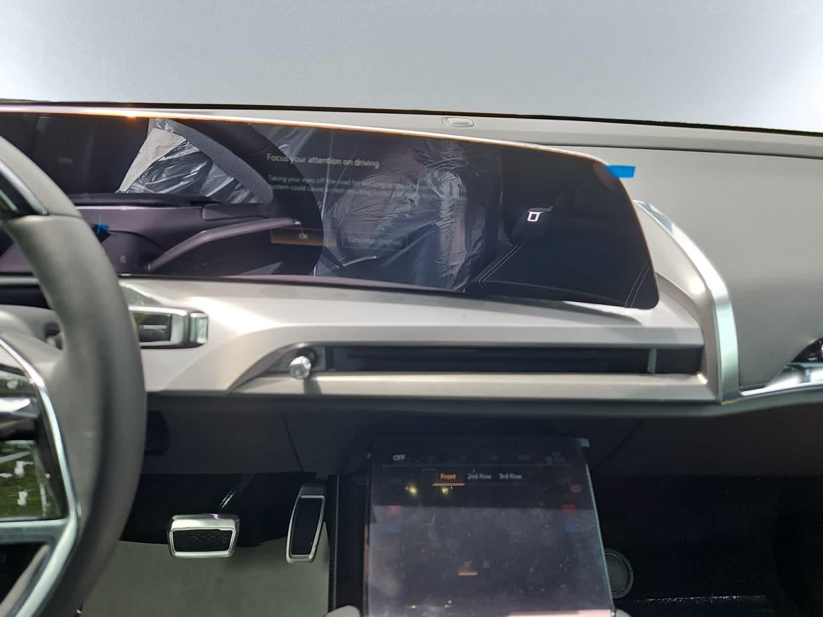 new 2026 Cadillac VISTIQ car, priced at $80,315