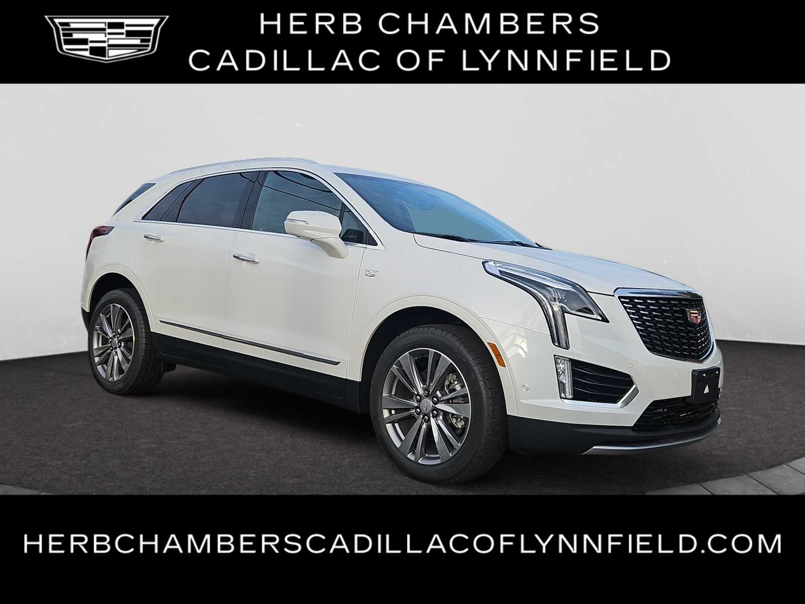 new 2024 Cadillac XT5 car, priced at $58,290