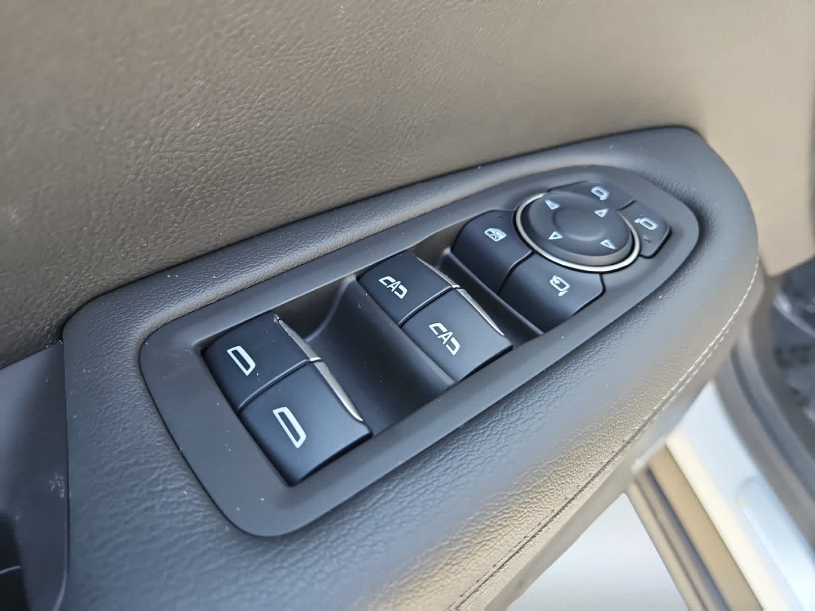 used 2025 Cadillac XT6 car, priced at $51,138