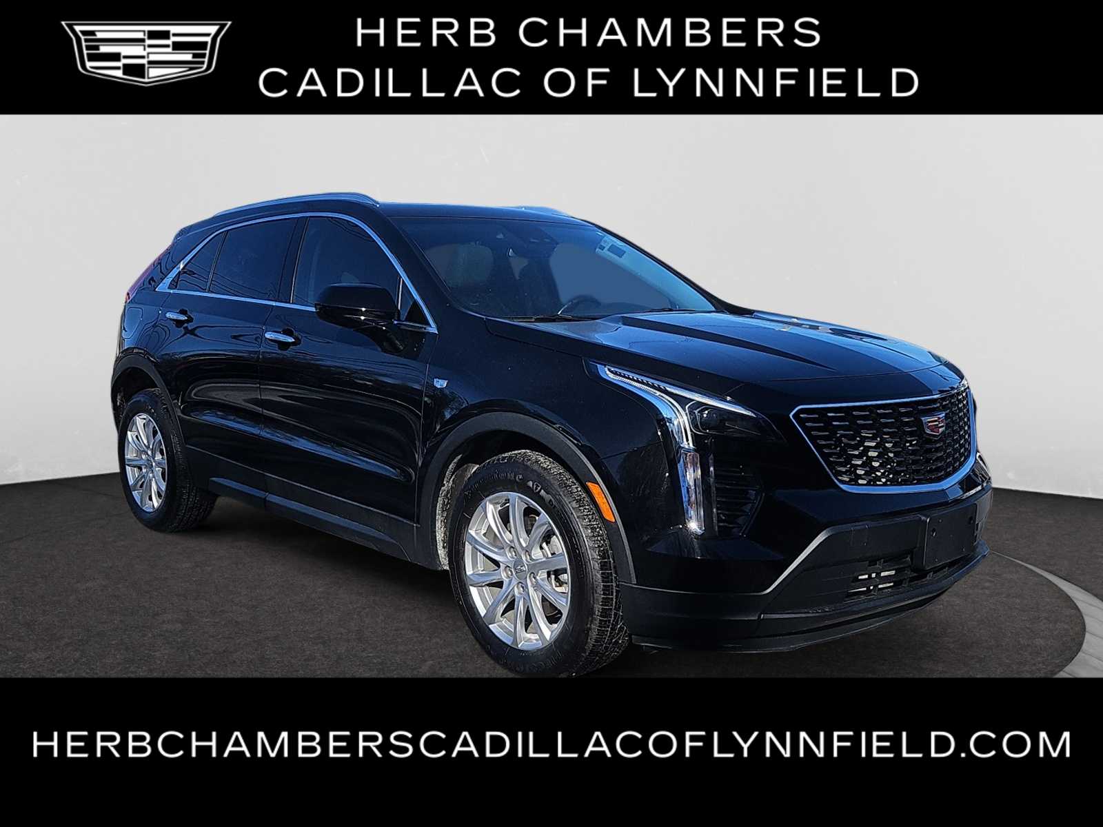 used 2022 Cadillac XT4 car, priced at $23,998