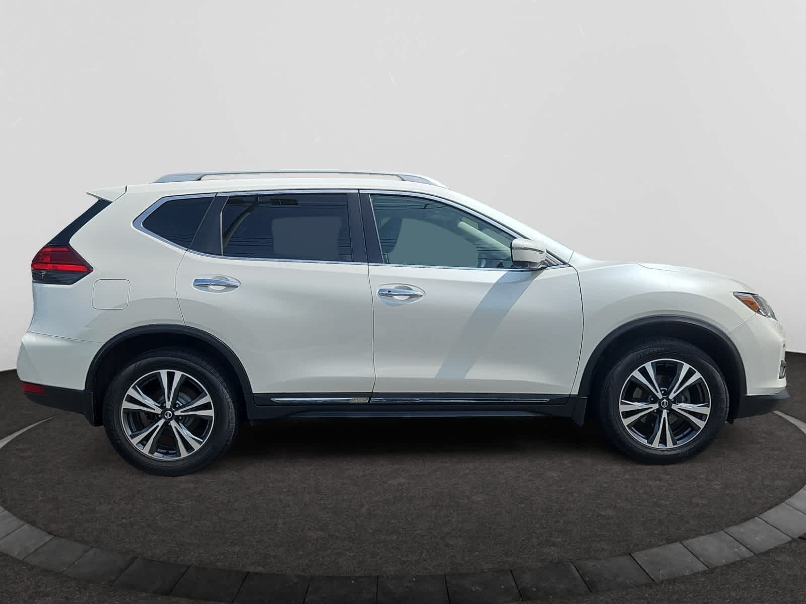 used 2017 Nissan Rogue car, priced at $14,888