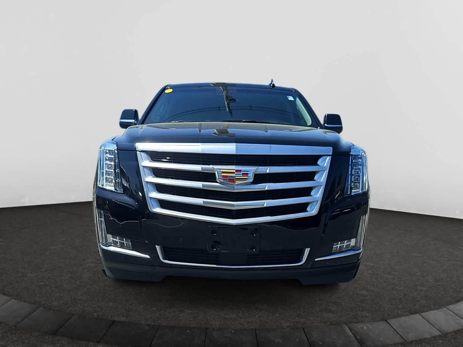 used 2019 Cadillac Escalade ESV car, priced at $37,778
