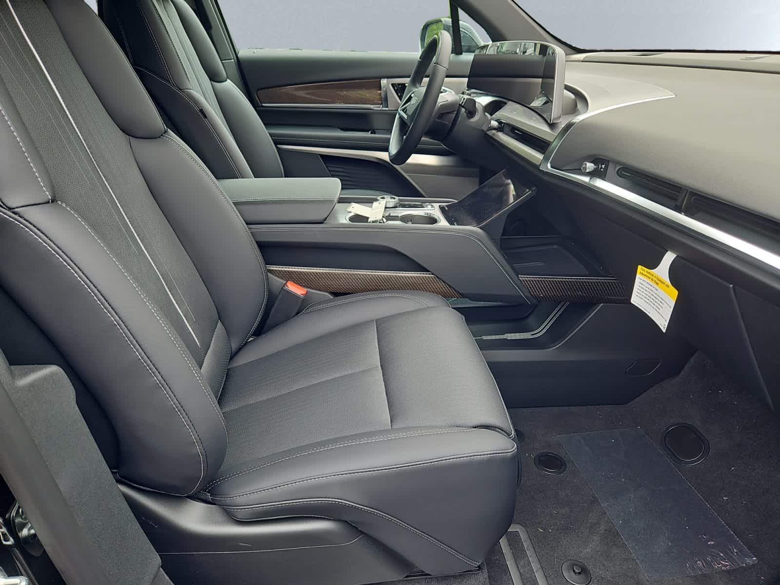 new 2026 Cadillac VISTIQ car, priced at $80,215