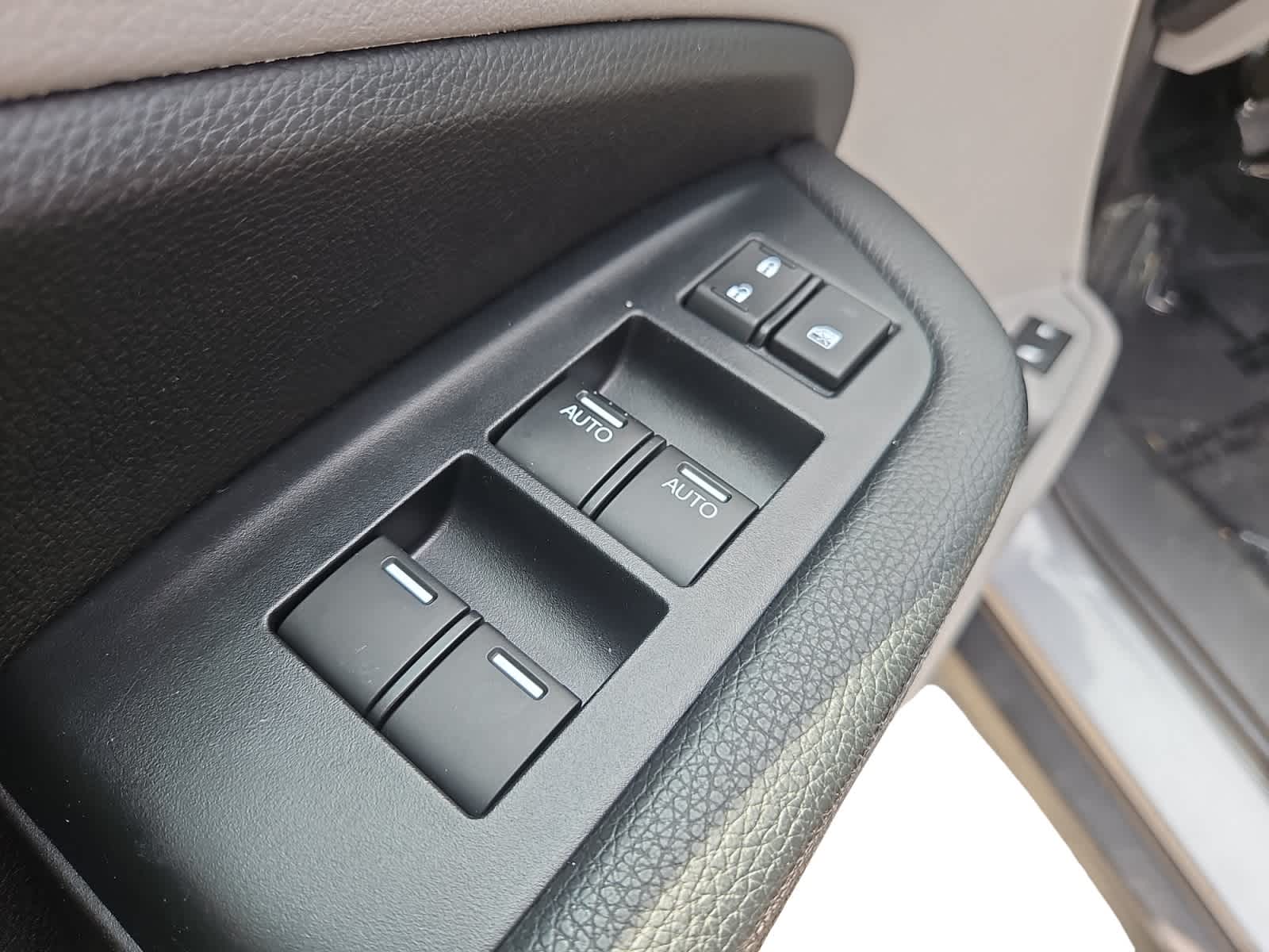 used 2022 Honda Pilot car, priced at $34,488