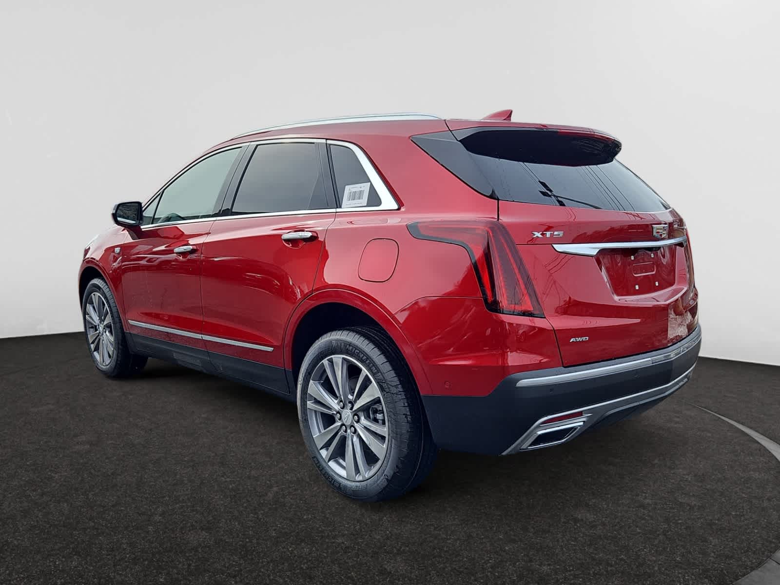 new 2025 Cadillac XT5 car, priced at $59,935