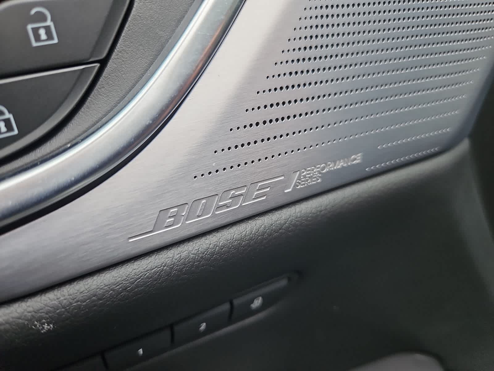 used 2024 Cadillac XT5 car, priced at $46,998