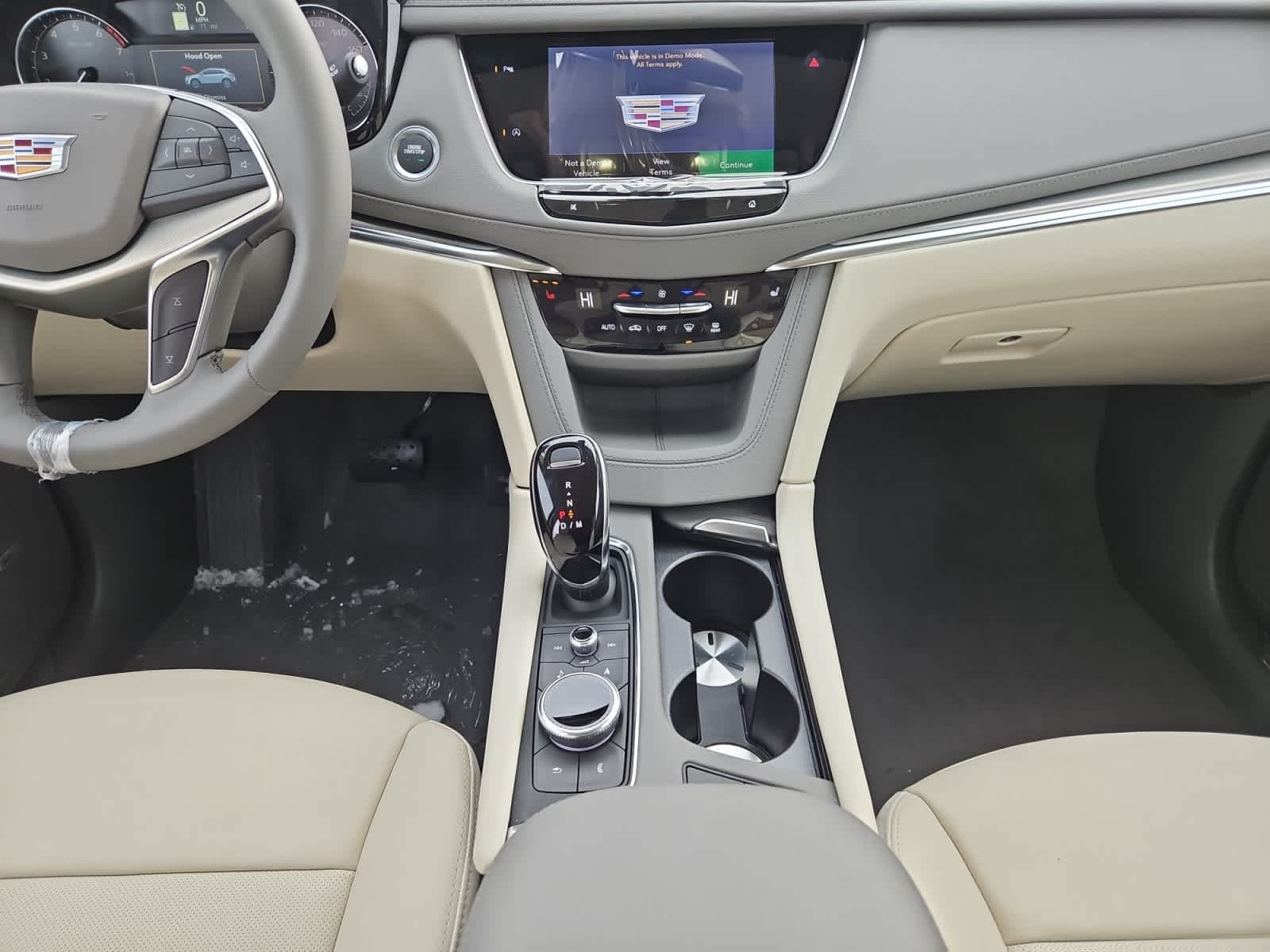 new 2025 Cadillac XT5 car, priced at $53,990