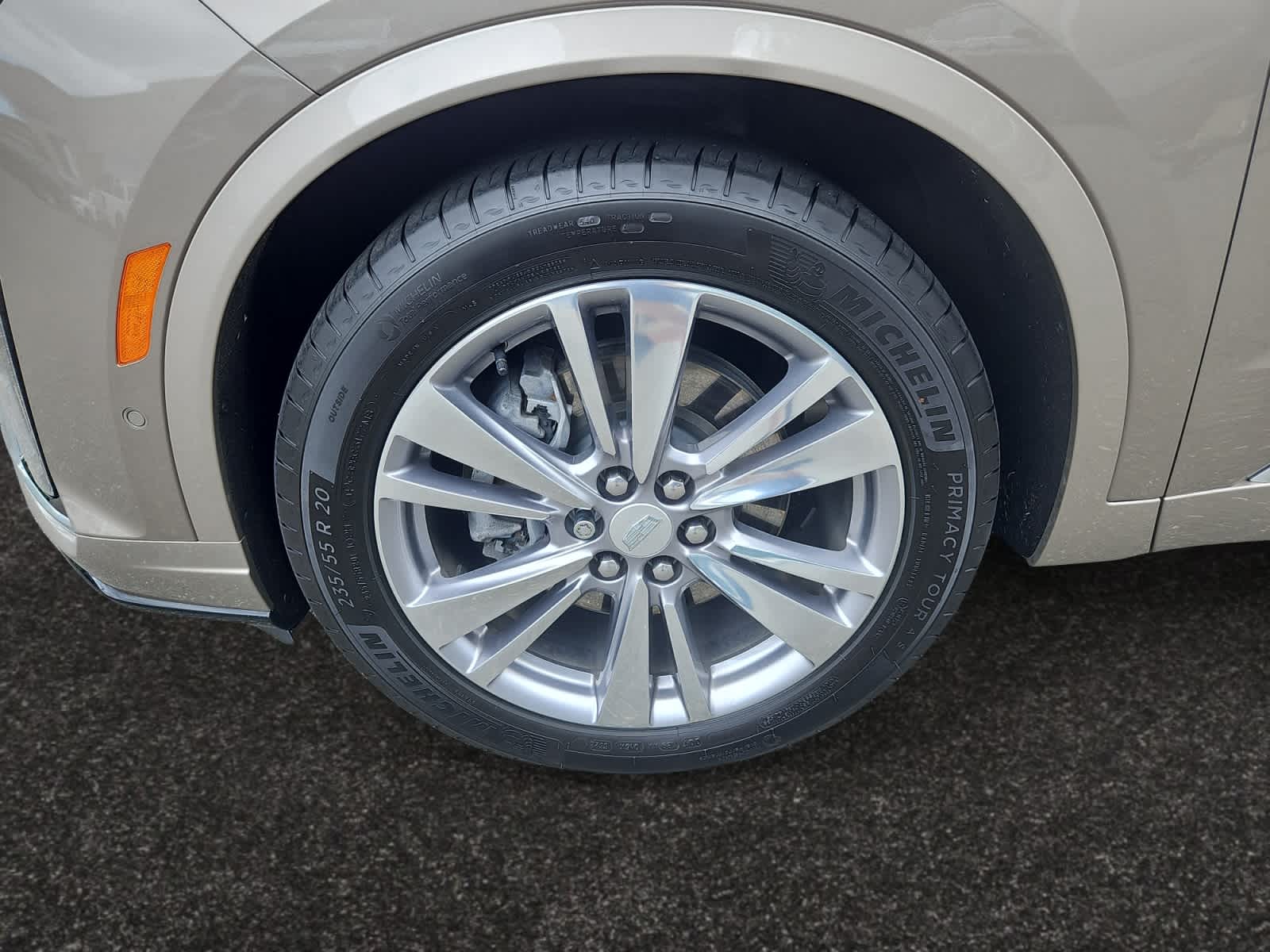 used 2023 Cadillac XT6 car, priced at $44,888