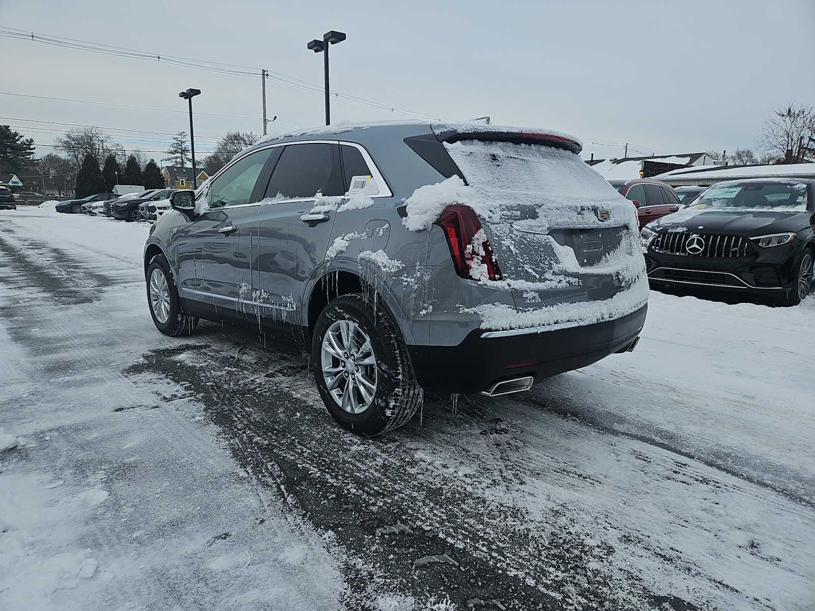 new 2025 Cadillac XT5 car, priced at $47,690