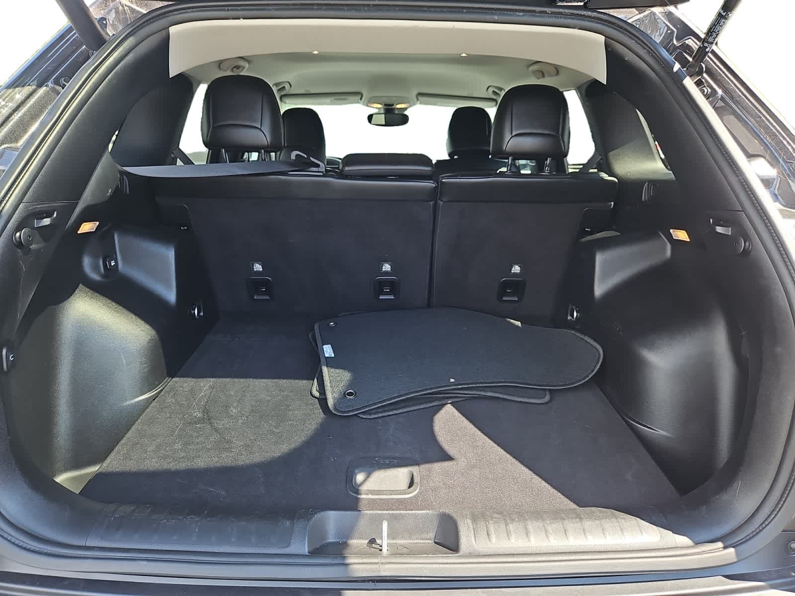 used 2022 Jeep Cherokee car, priced at $25,978