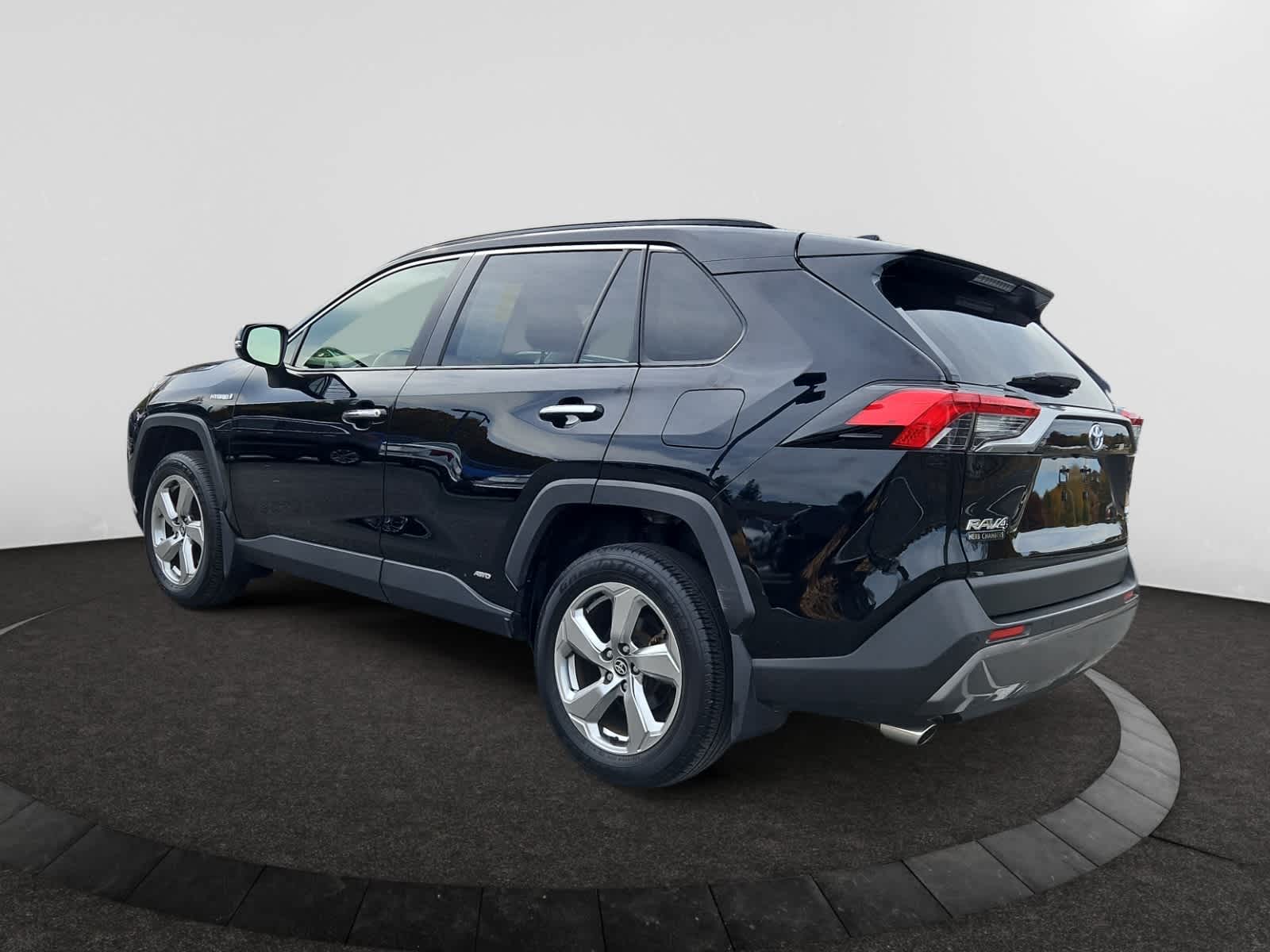 used 2020 Toyota RAV4 car, priced at $34,898