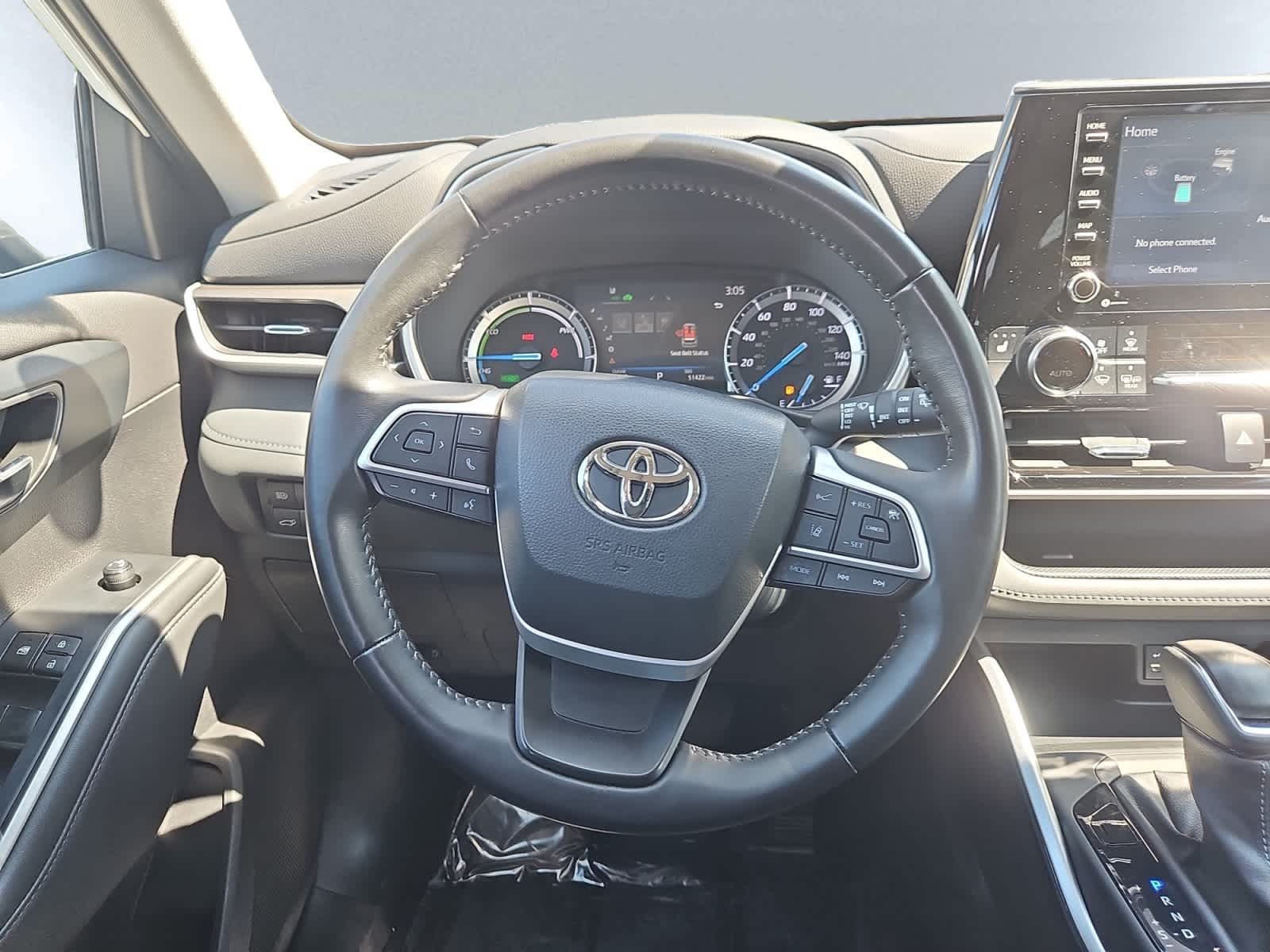 used 2022 Toyota Highlander car, priced at $39,888