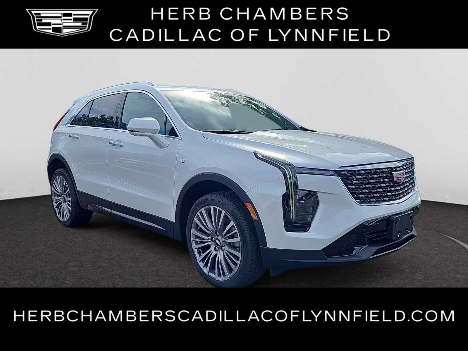 used 2025 Cadillac XT4 car, priced at $45,888