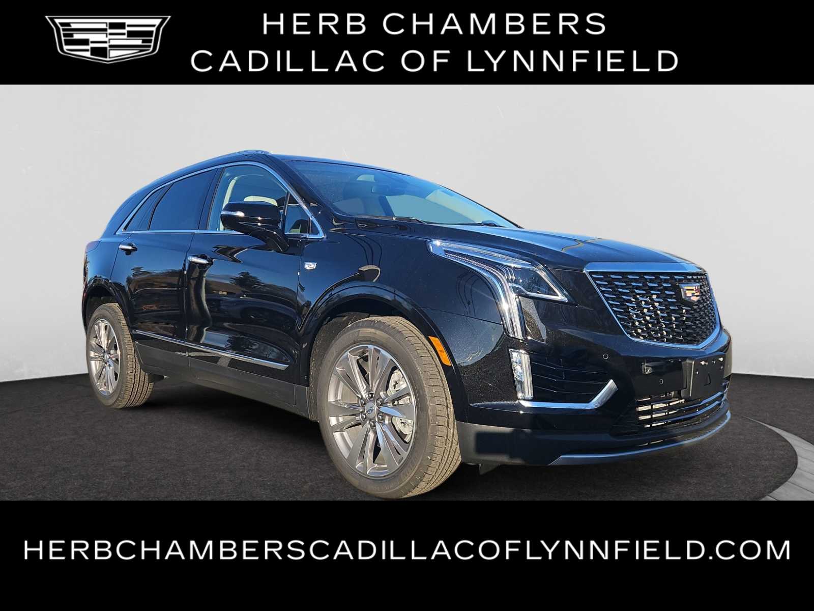 new 2025 Cadillac XT5 car, priced at $55,615