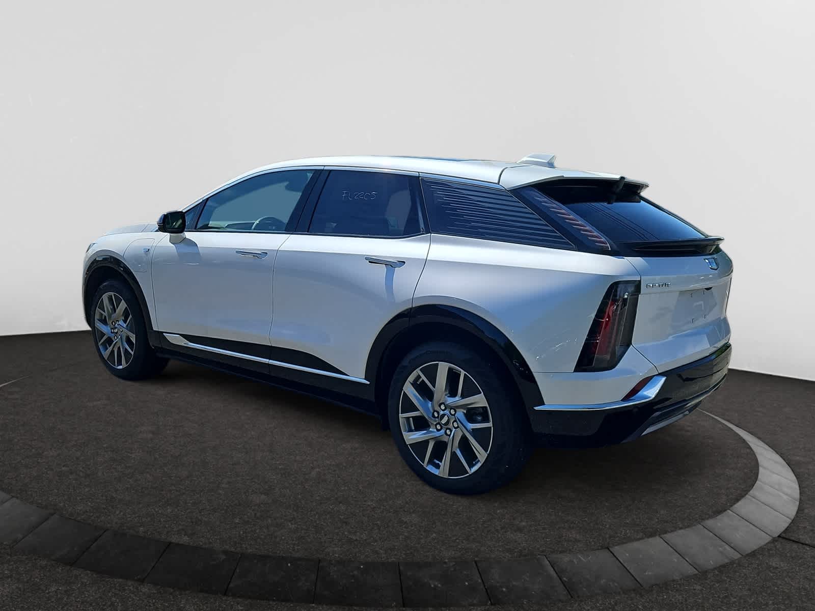 new 2025 Cadillac OPTIQ car, priced at $55,615