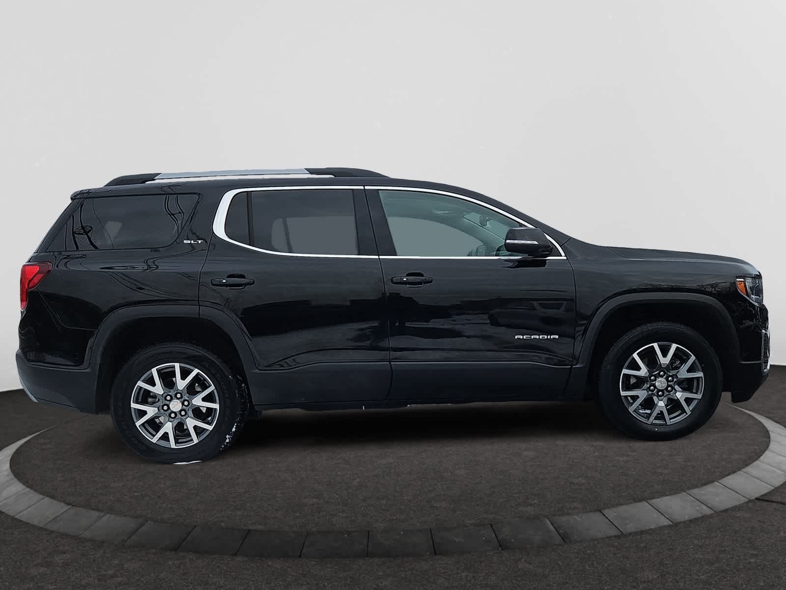 used 2023 GMC Acadia car, priced at $28,998