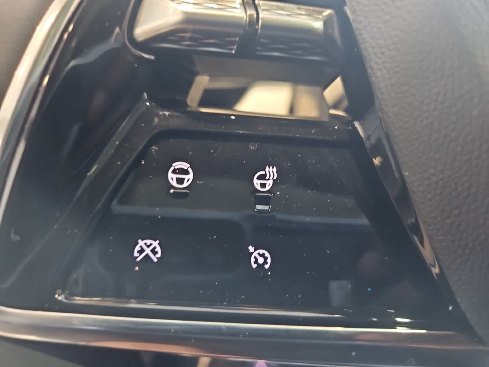 new 2025 Cadillac OPTIQ car, priced at $56,215