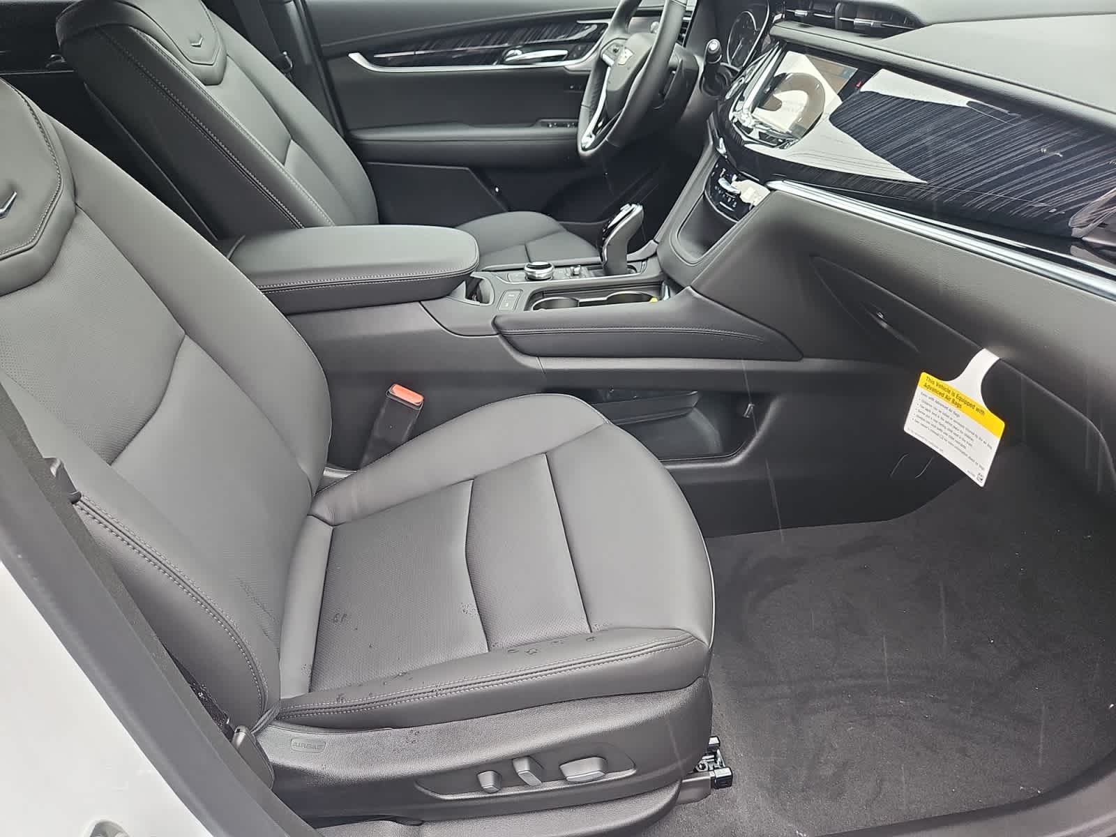 new 2025 Cadillac XT6 car, priced at $60,815