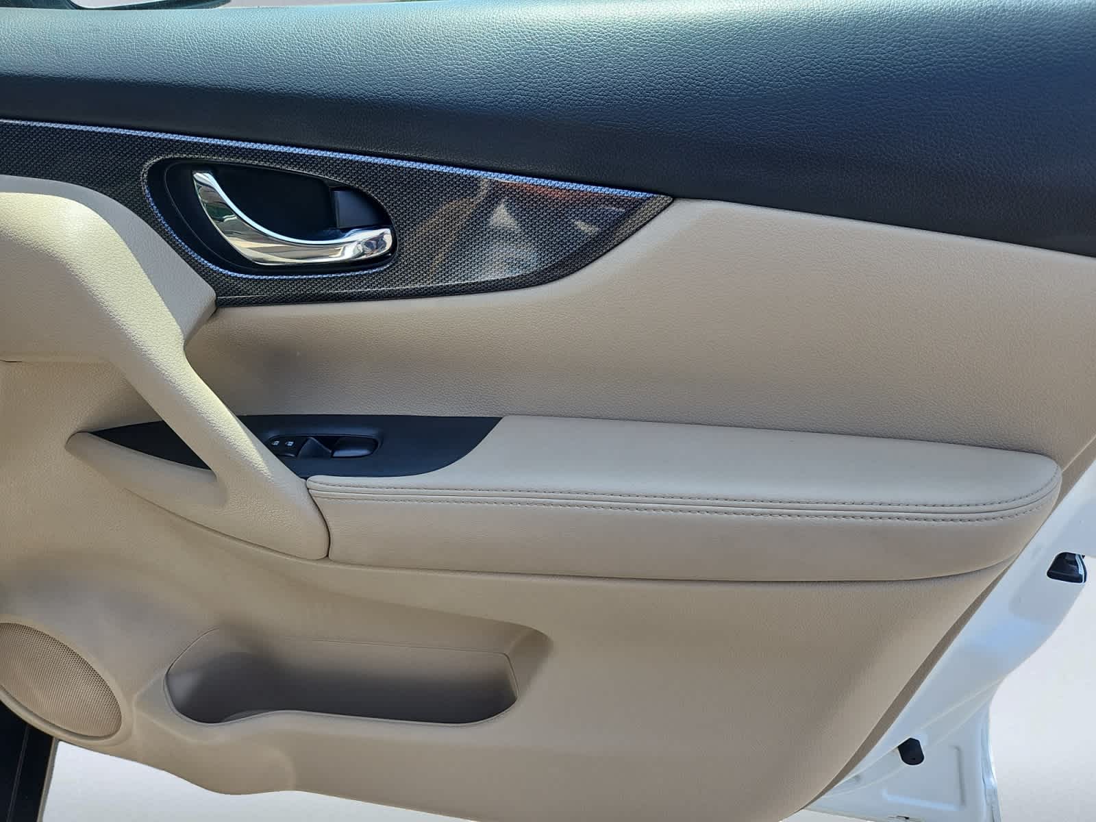 used 2016 Nissan Rogue car, priced at $14,488