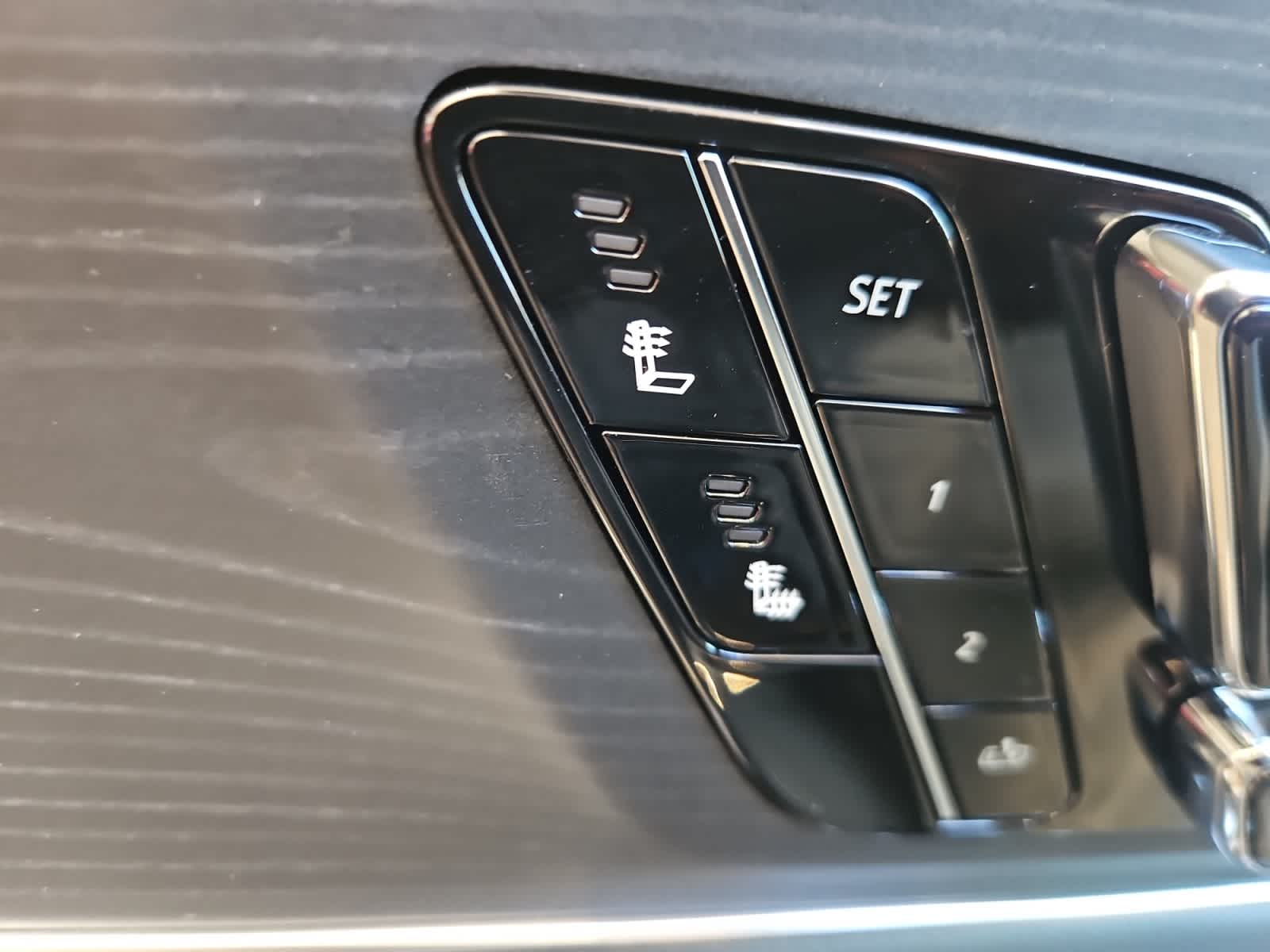 new 2025 Cadillac LYRIQ car, priced at $64,615