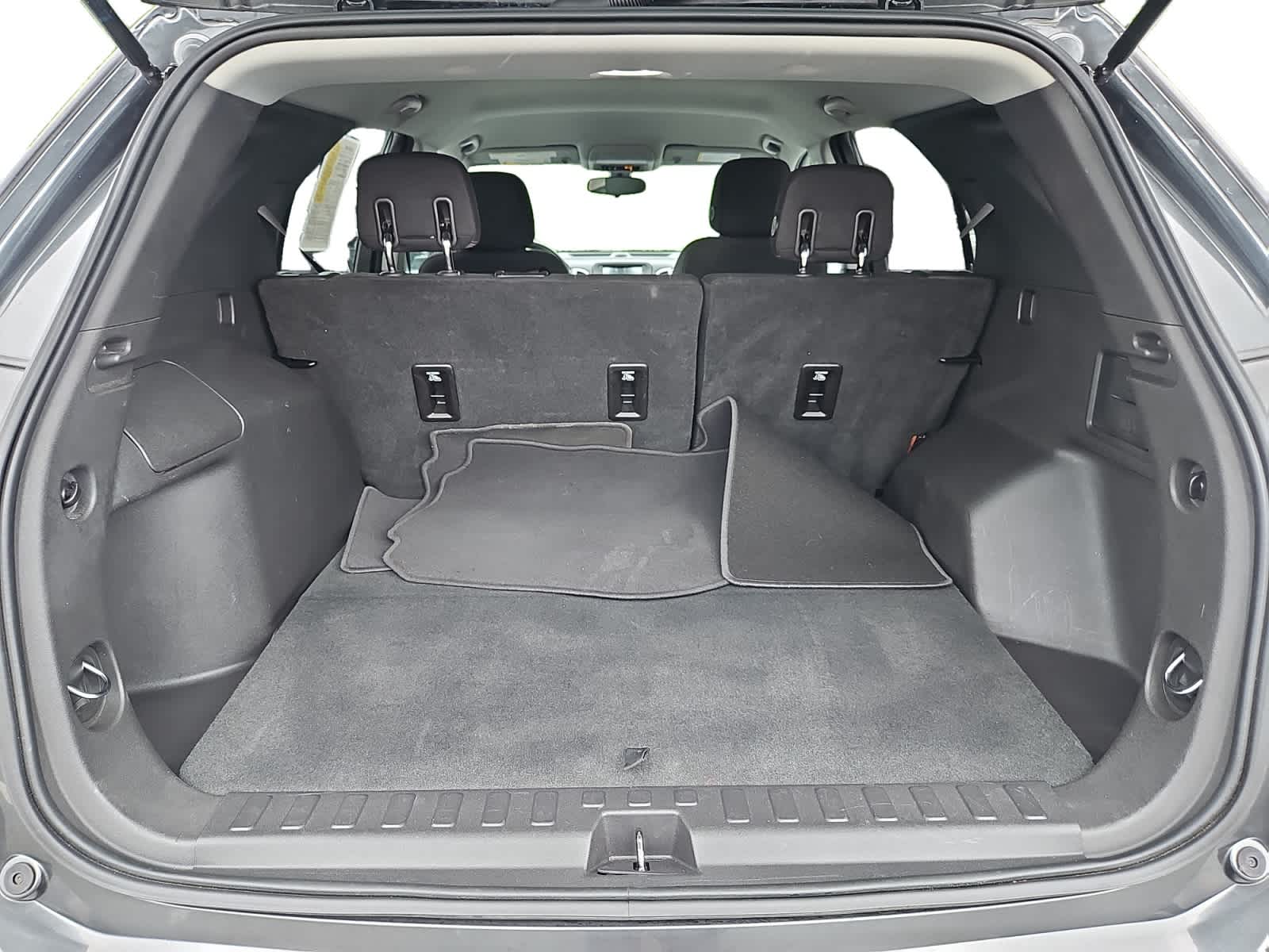 used 2018 Chevrolet Equinox car, priced at $13,888