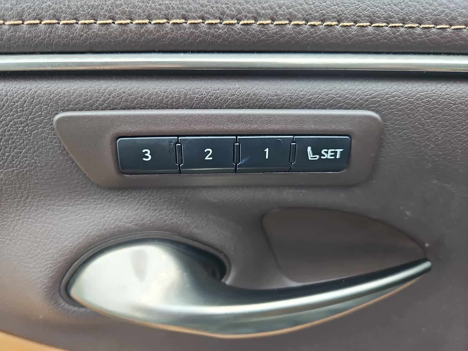 used 2020 Lexus ES car, priced at $31,998